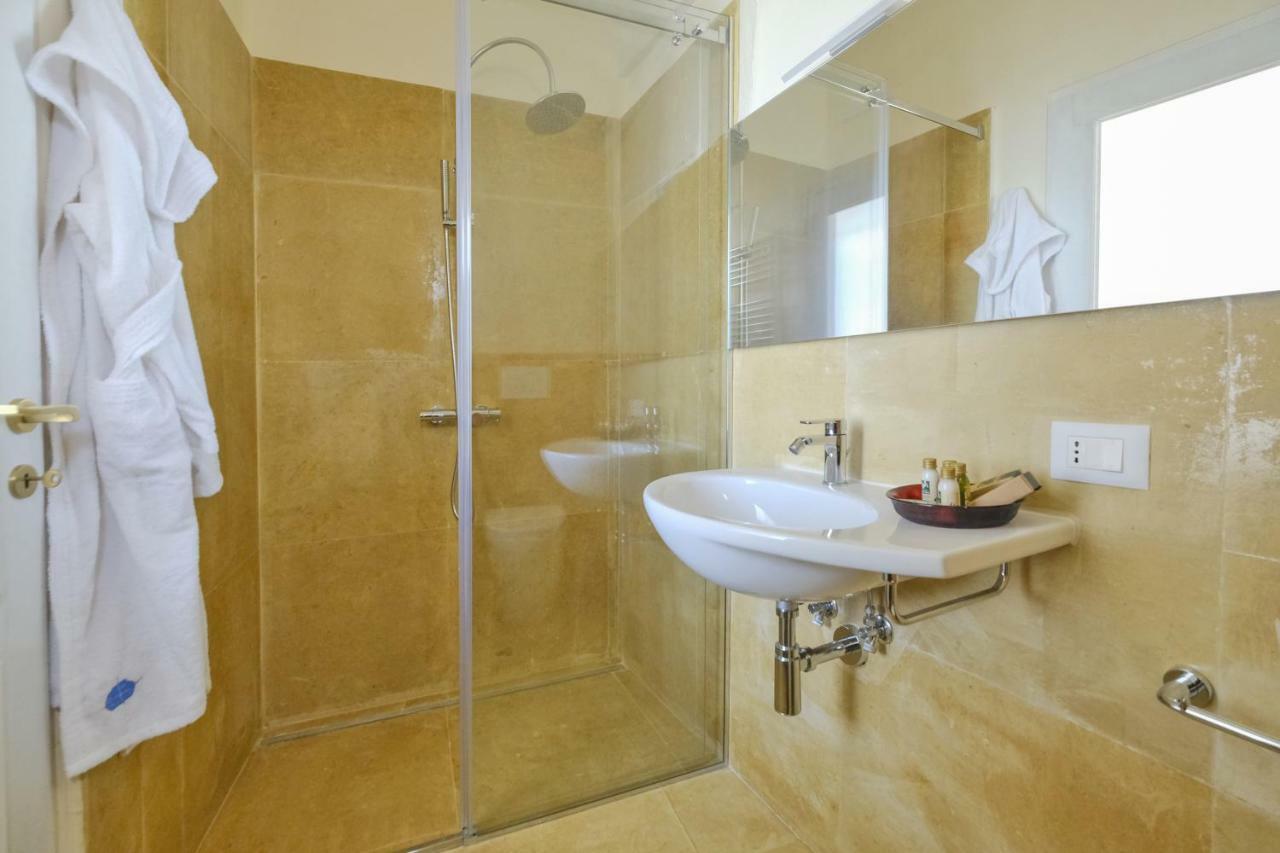 Pascaraymondo Suite Palace Gallipoli Exterior photo
